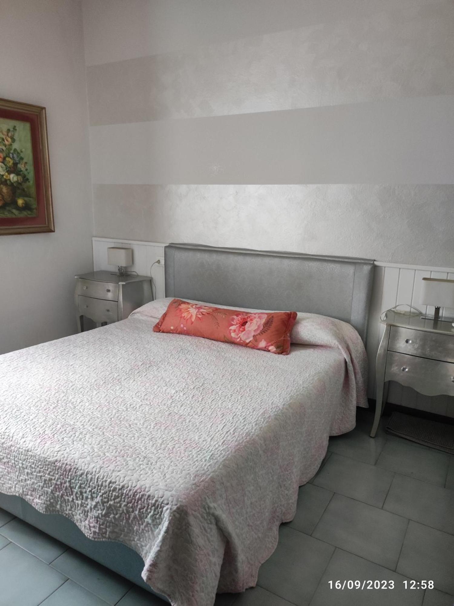 Casapatrizia B&B Sirmione Exteriör bild
