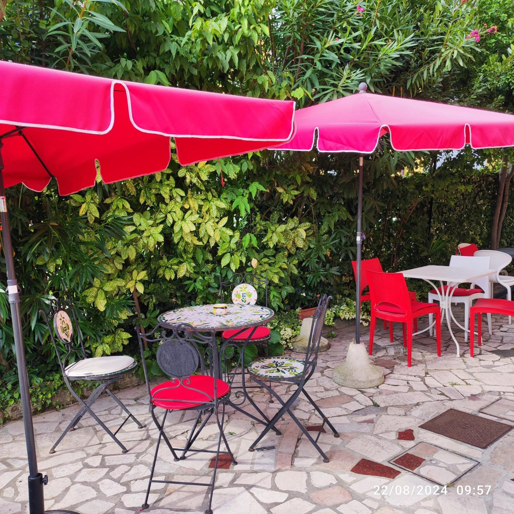 Casapatrizia B&B Sirmione Exteriör bild