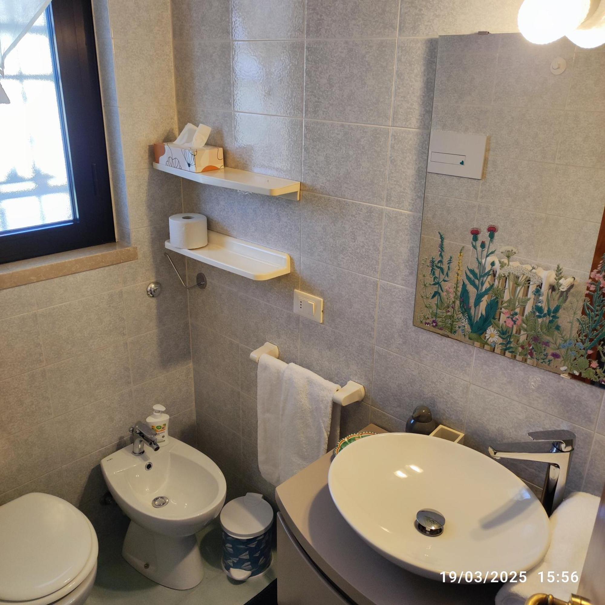 Casapatrizia B&B Sirmione Exteriör bild